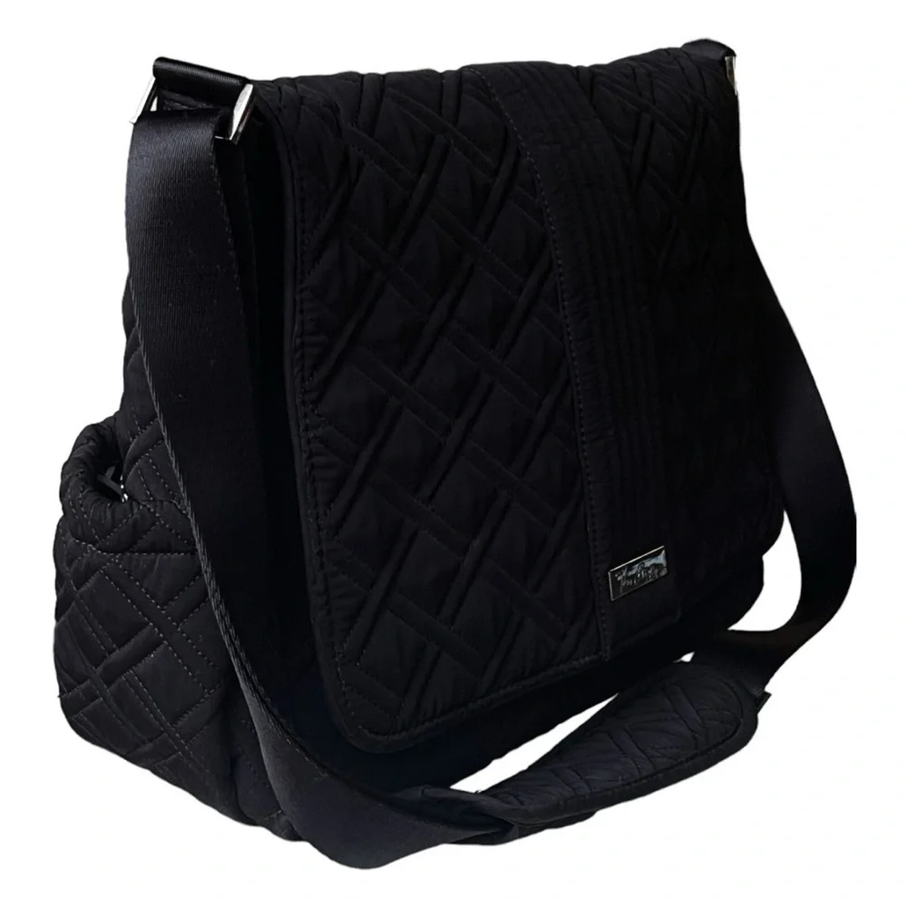 VERA BRADLEY MESSENGER BABY BAG IN QUILTED CLASSIC BLACK G5